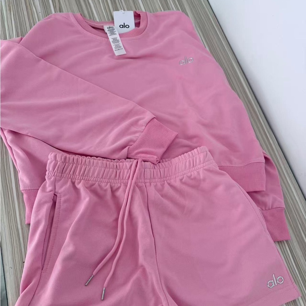 alo yoga yoga Pastel Pink Relaxed Fit Loungewear Set